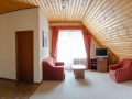 nacional-dombai_lux-mansarda-2m2k-02